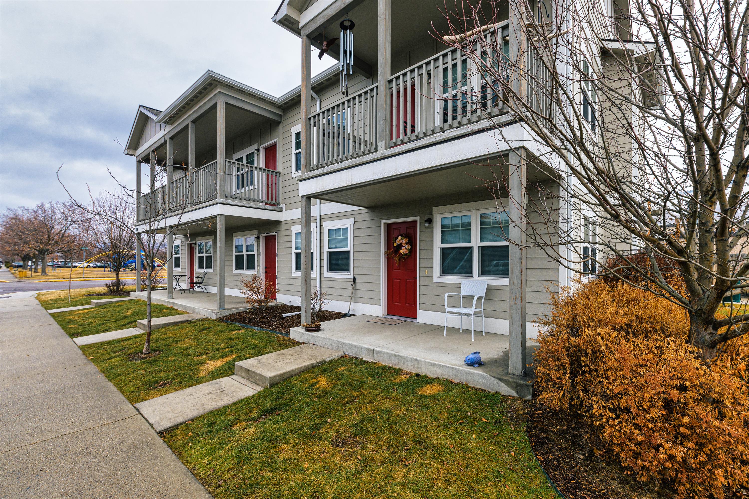 2210 Bow St.